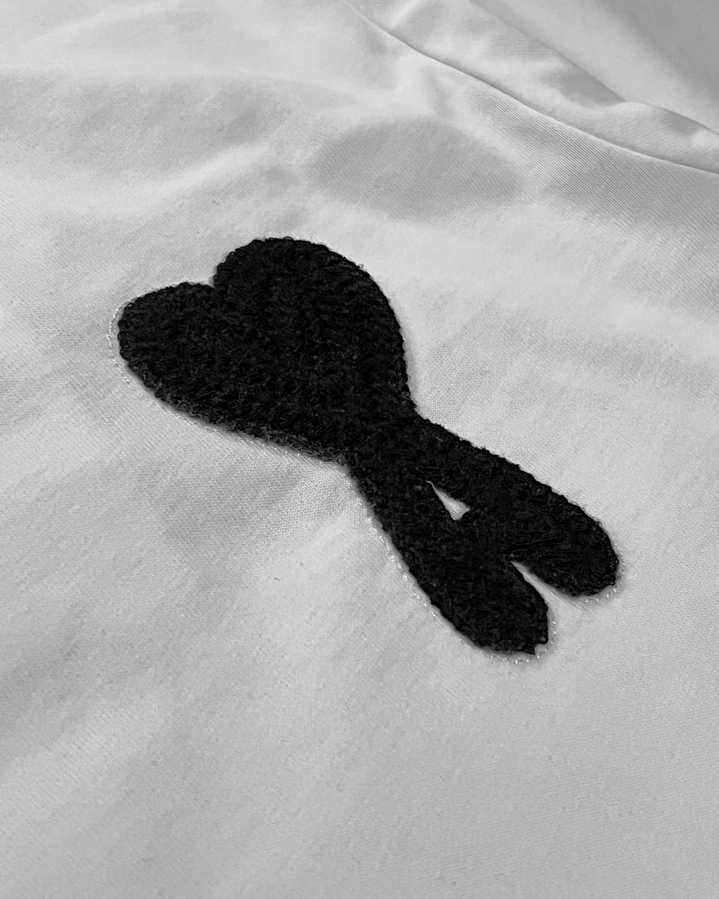 AMI - Black Hearth Logo Embroidery T-Shirt - White