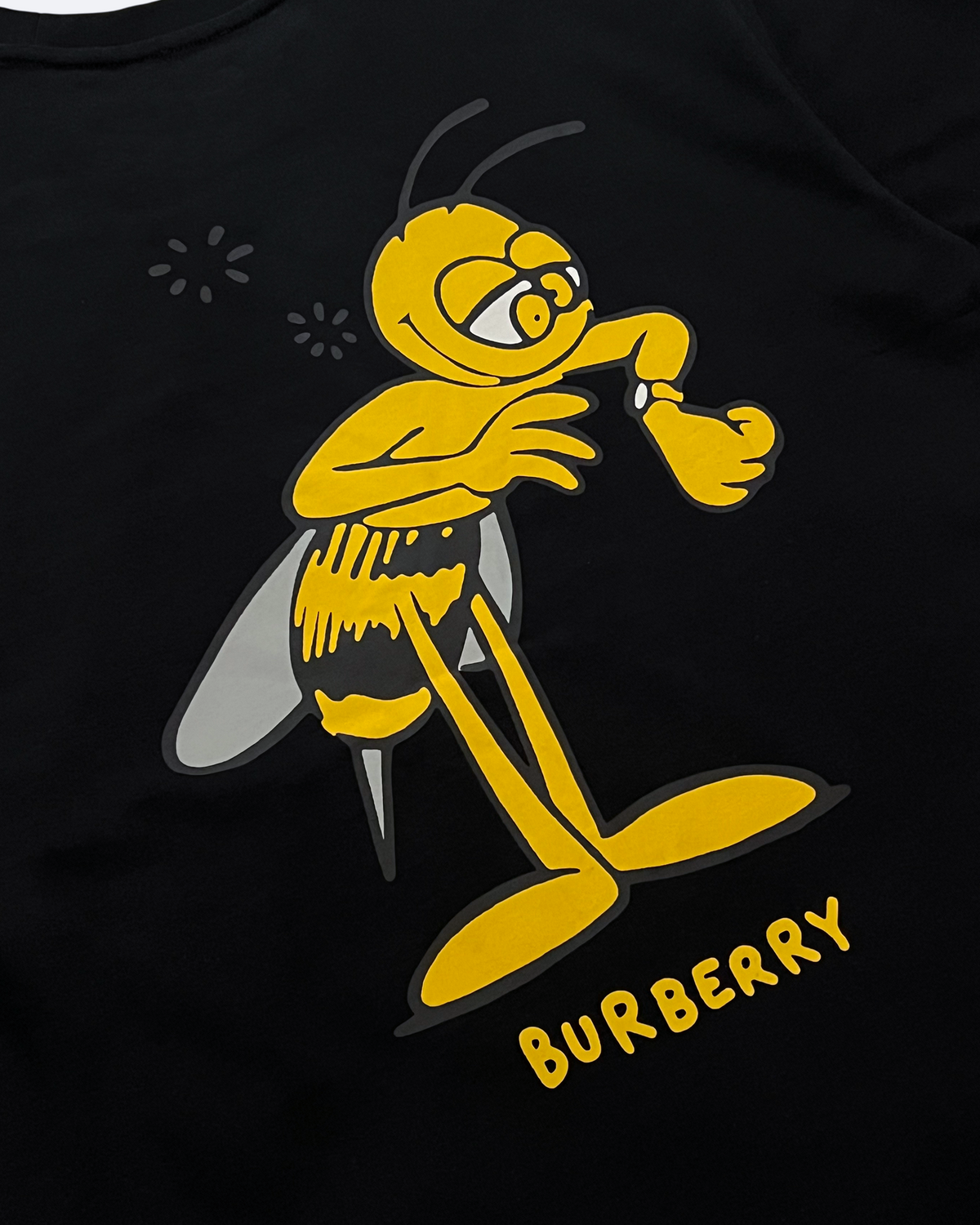 Burberry - Bee Graphic T-Shirt - Black