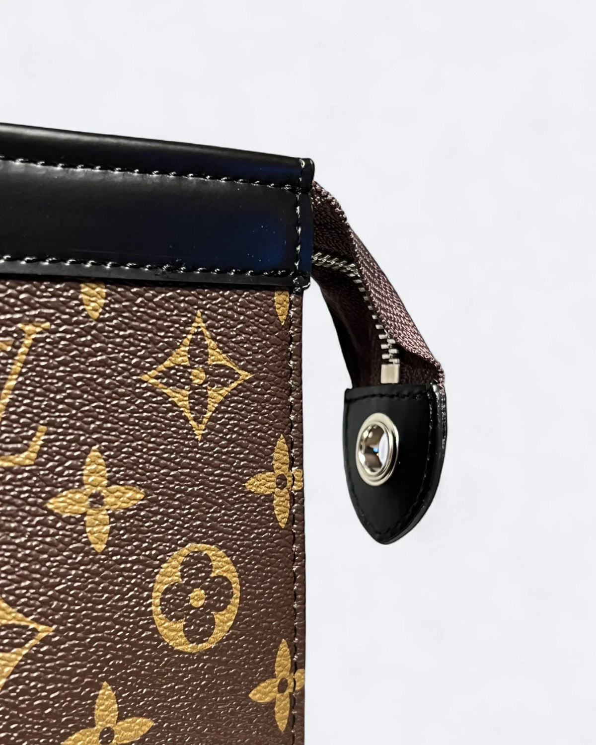 LVTN - Pattern Clutch - Brown