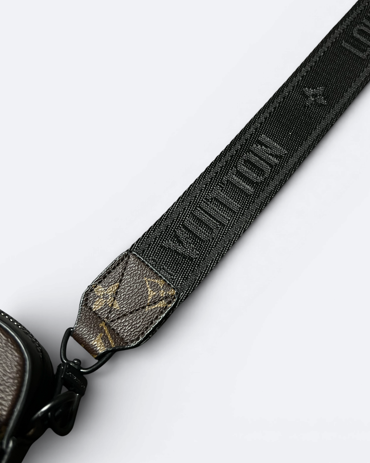 LVTN - Pattern Mini Messenger Bag - Brown