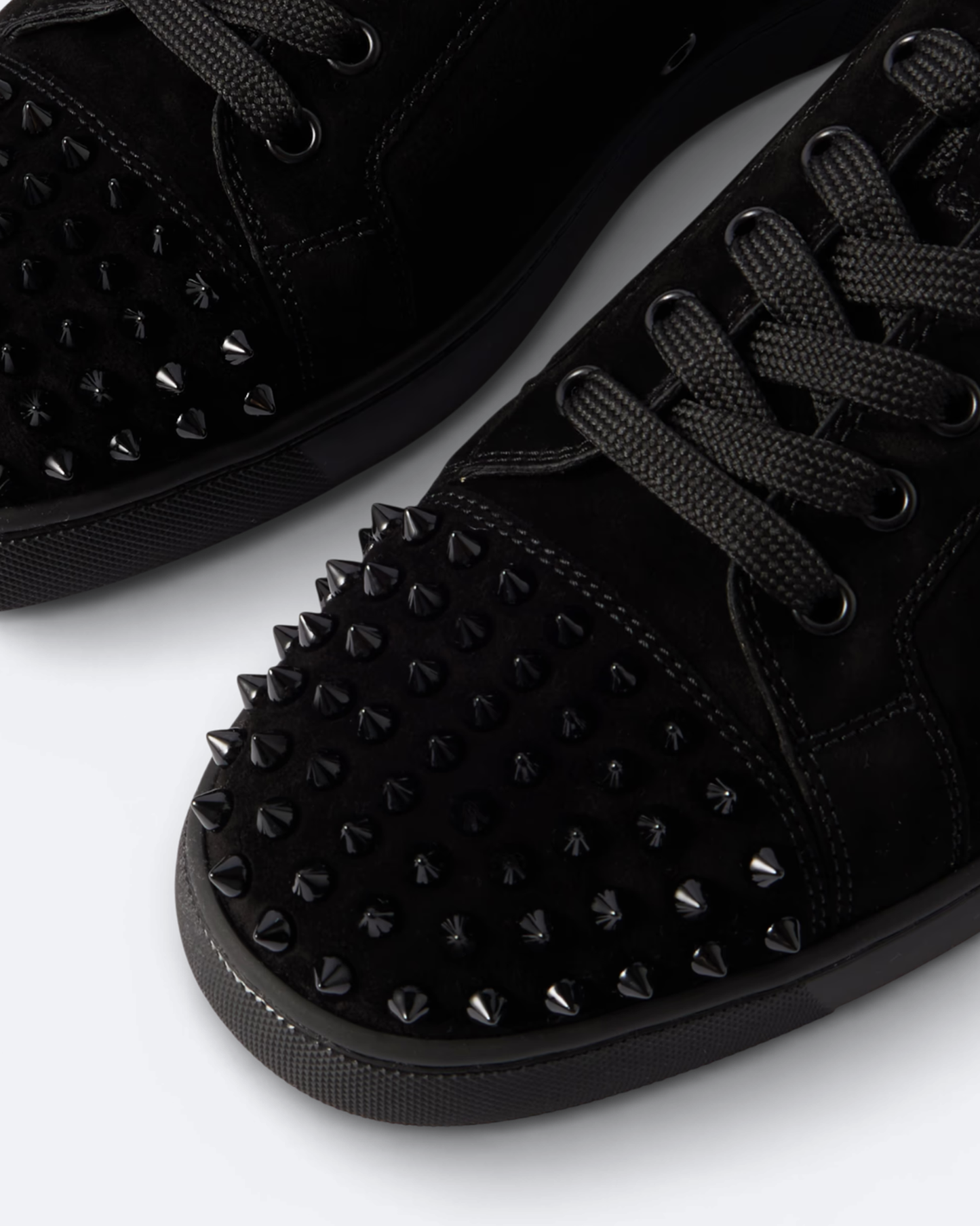 Christian Louboutin - Louis Junior Spikes Low Velour Sneakers - Black